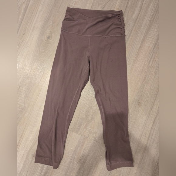 Lululemon Align HR Crop 21 Cross Waist Leggings In Spiced Chai Women’s Sz 4 - Picture 2 of 8